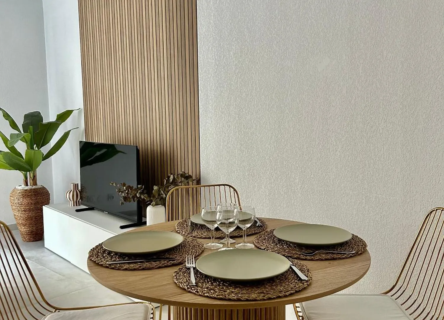 Menton Carre D'Or - Private Garage Apartment