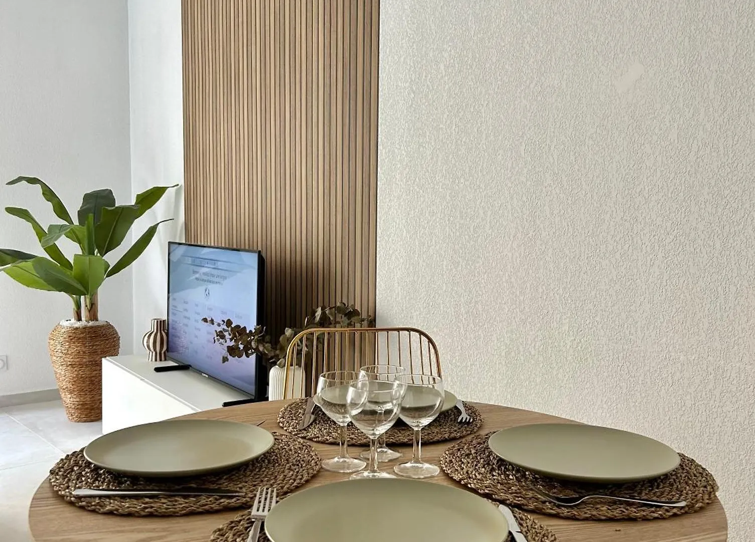 Menton Carre D'Or - Private Garage Apartment 0*,  France